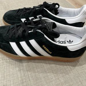 adidas Gazelle Black White Gum